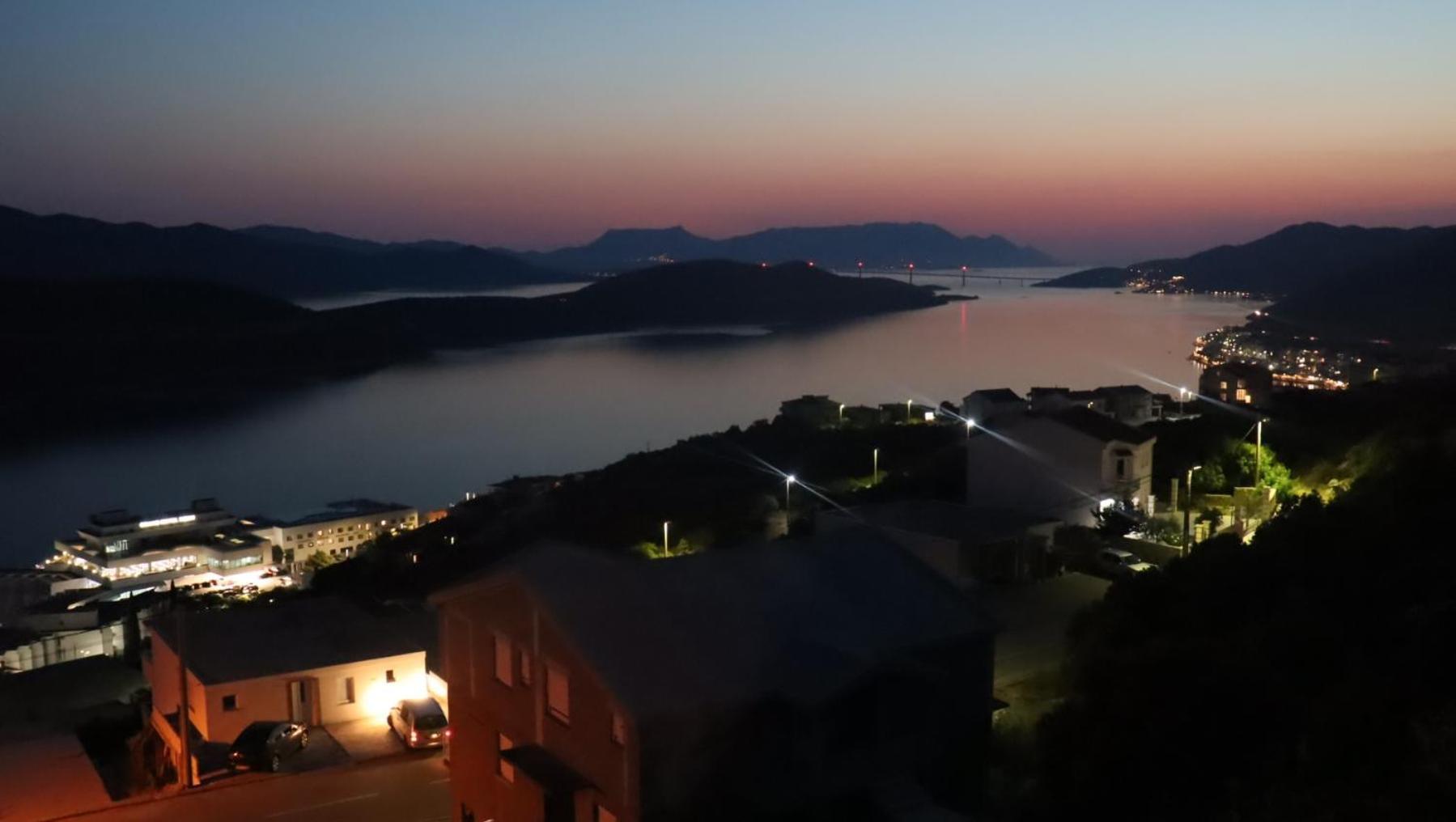 Apartmani Mate Neum Eksteriør billede